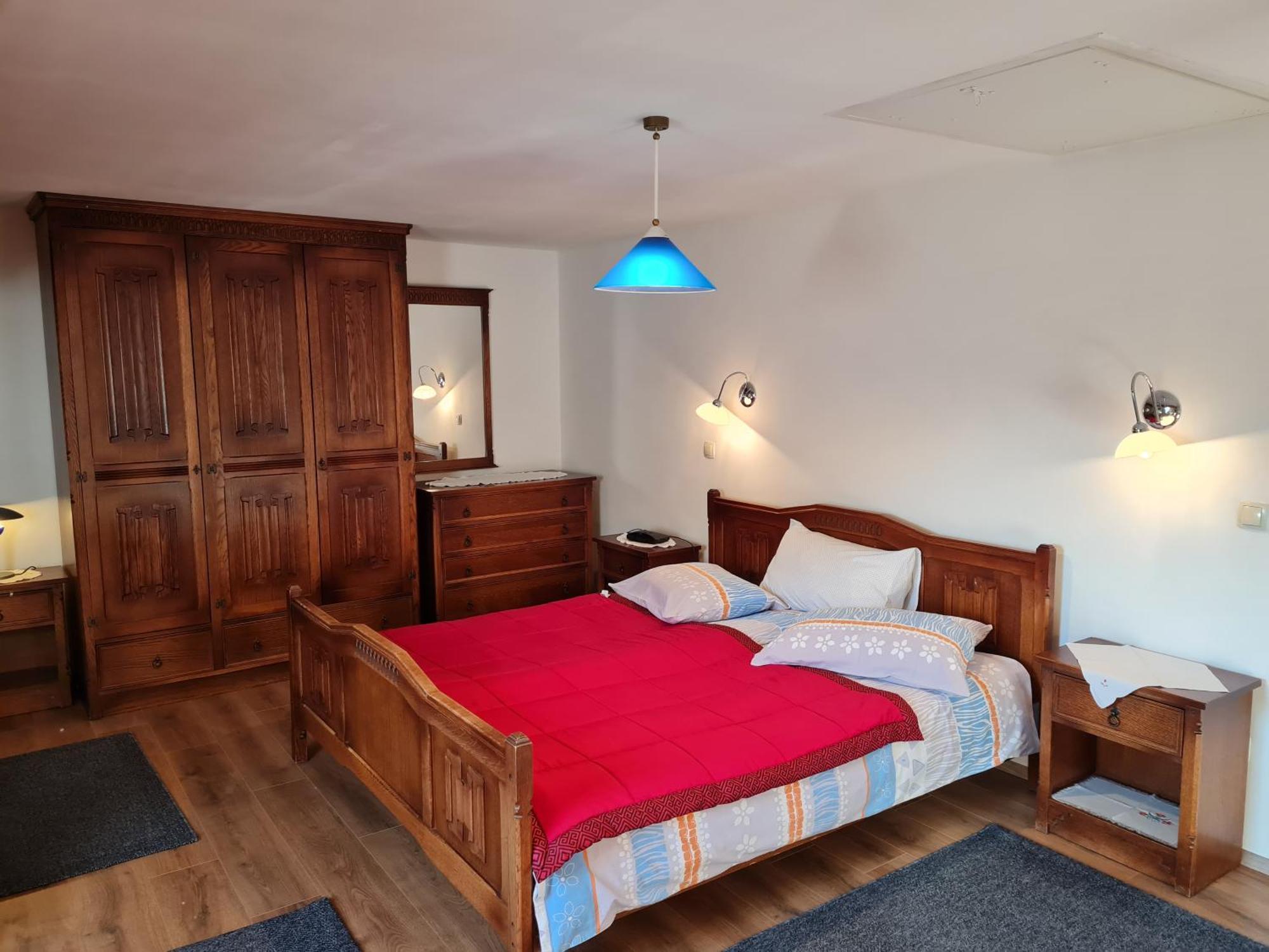 Apartmaji Stari Kovac โบเว็ก ภายนอก รูปภาพ