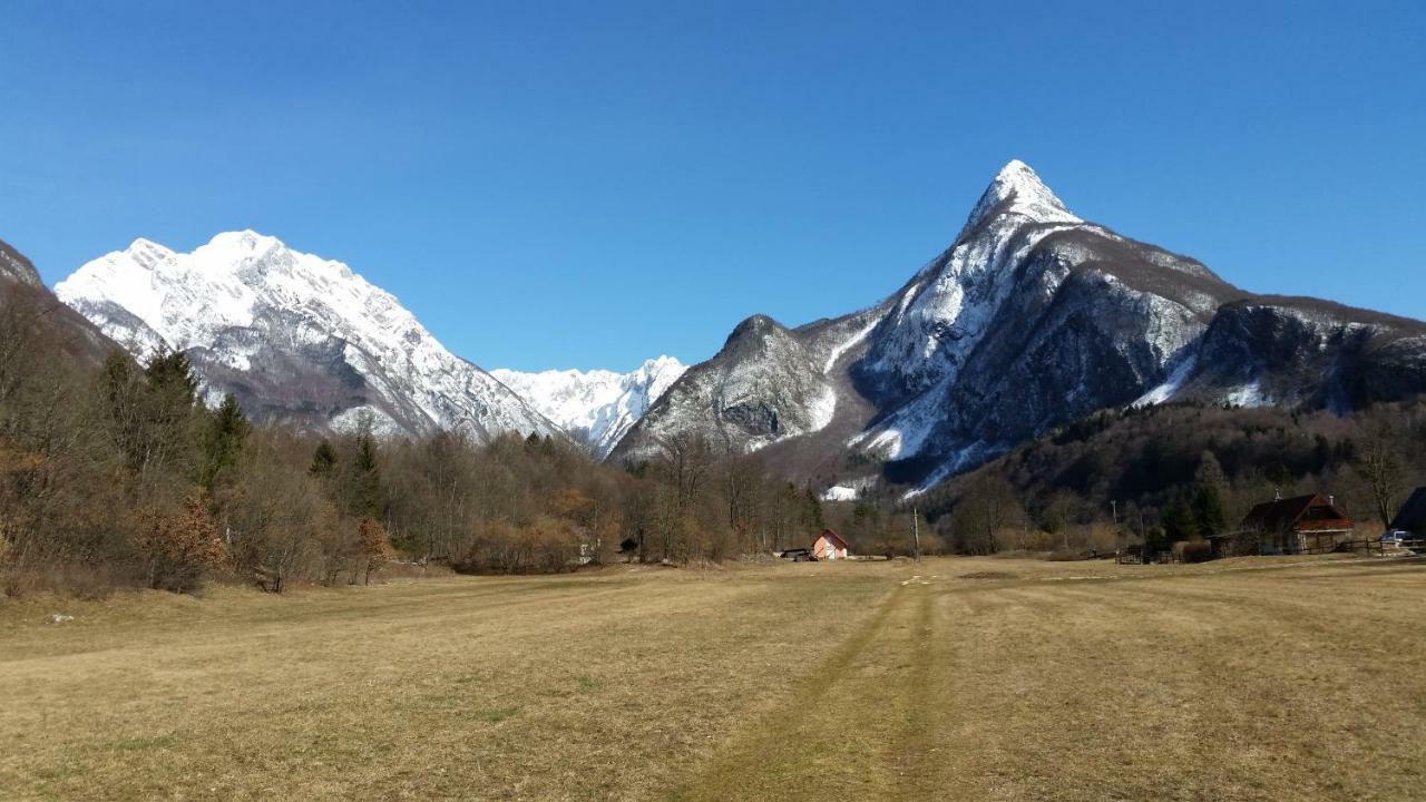 Apartmaji Stari Kovac โบเว็ก ภายนอก รูปภาพ