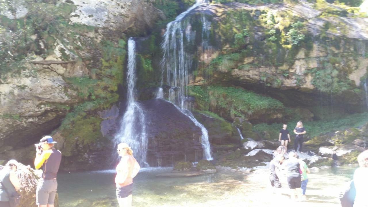 Apartmaji Stari Kovac โบเว็ก ภายนอก รูปภาพ